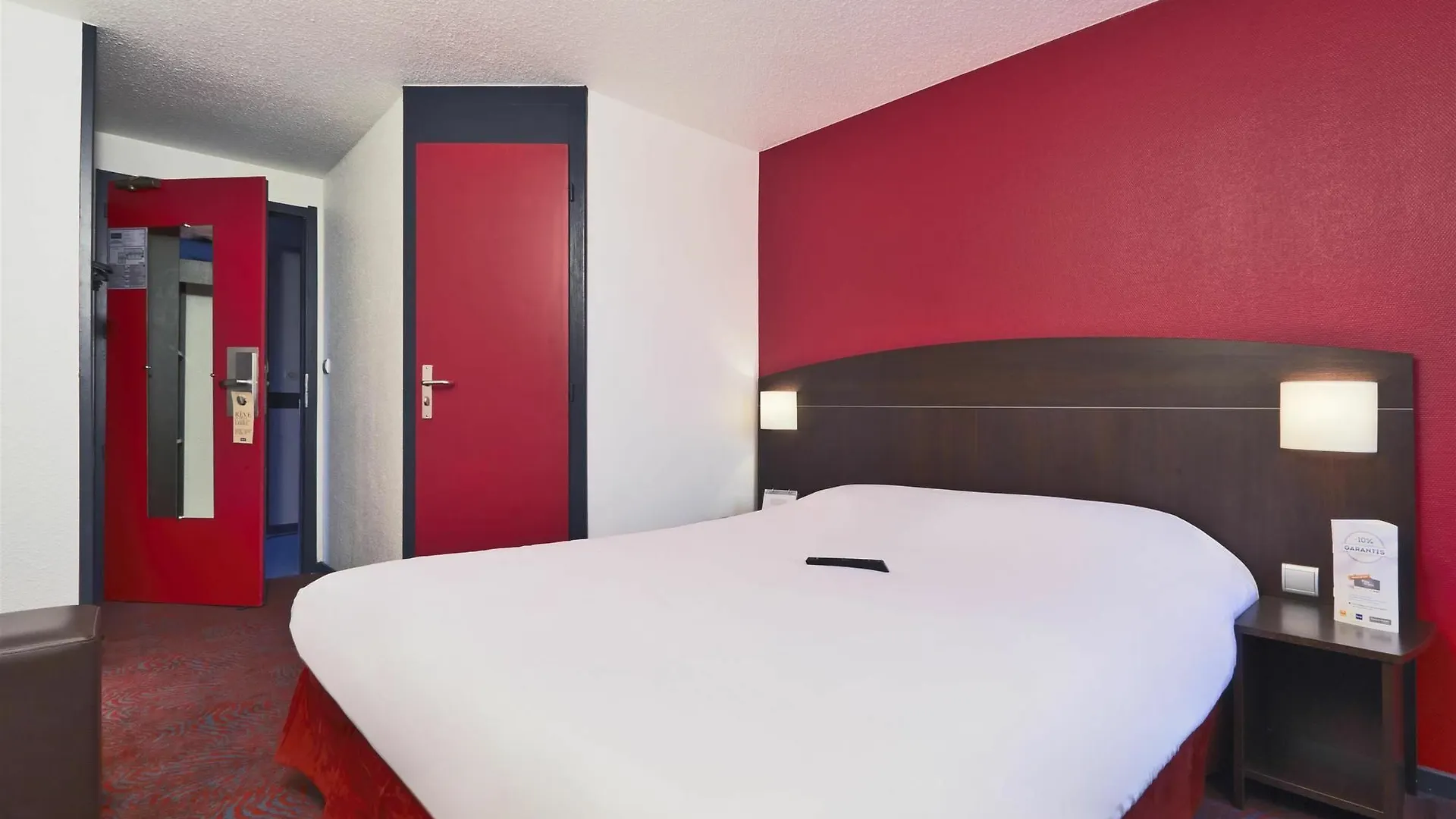 *** Hotel Kyriad Lyon Sud - Saint Genis Laval Francia